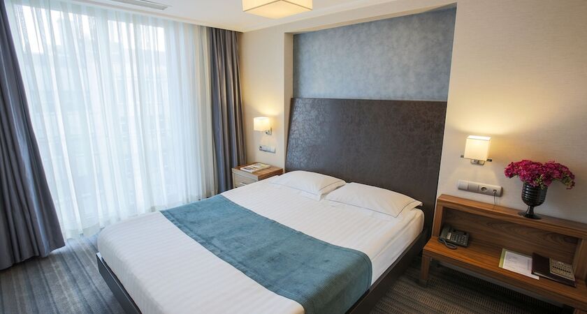 Housez Suites and Apartments - Special Class