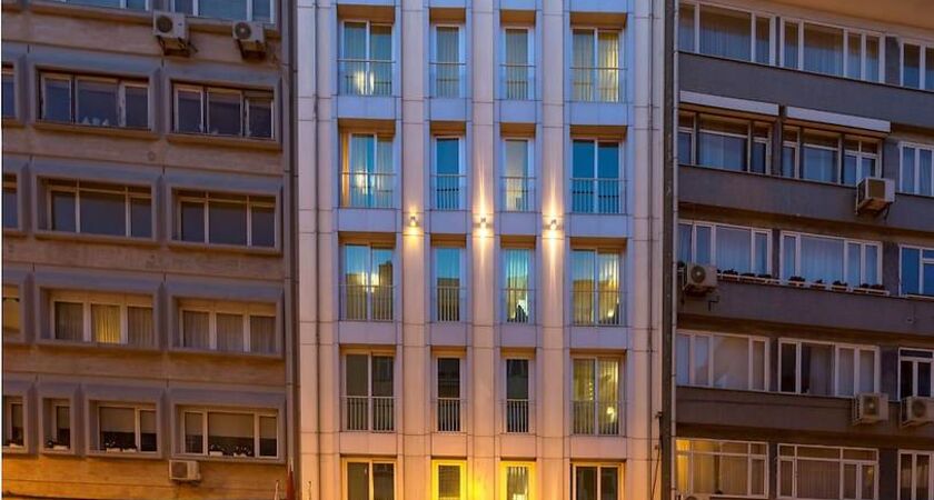 Housez Suites and Apartments - Special Class